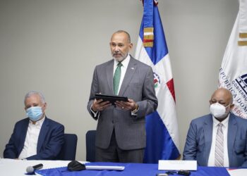 INABIE advierte a suplidores que ya no es “una mesa de buitres”