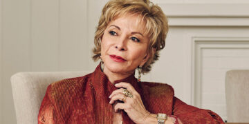 Los 80 años de Isabel Allende: amar, escribir y conectarse con sus lectores