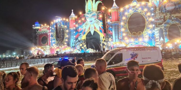 Un muerto y 40 heridos en España por la caída de un escenario en un festival