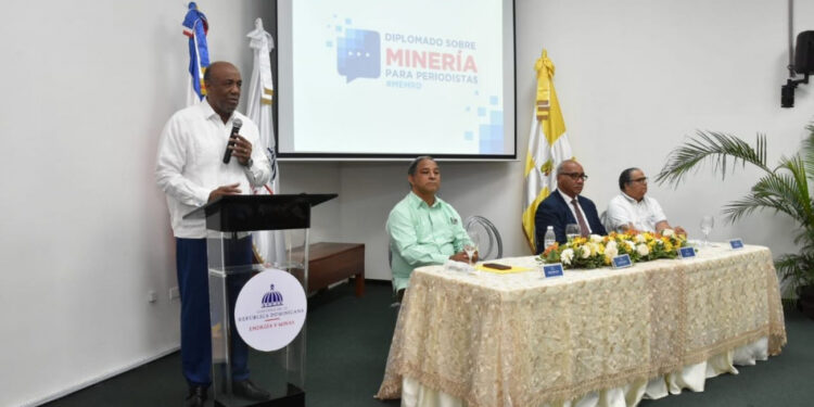 Ministerio de Energía y Minas inicia diplomado de Minería para Periodistas