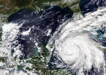 Huracán Ian toca tierra en Cuba rumbo a Florida