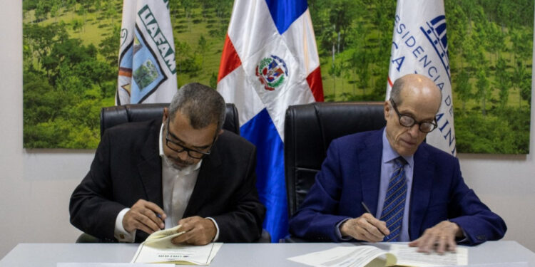 Gobierno fortalecerá investigación para la sostenibilidad en Universidad Agroforestal de Jarabacoa