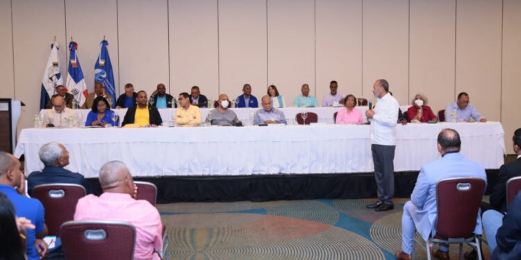 INABIE y ADP avanzan en busca de integrar maestros a supervisión de la alimentación