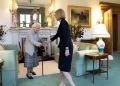 Renunció Boris Johnson y Liz Truss se presentó ante la reina Isabel II como nueva primera ministra británica