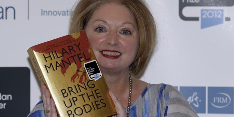 Muere a los 70 años la autora británica de la saga 'Wolf Hall' Hilary Mantel