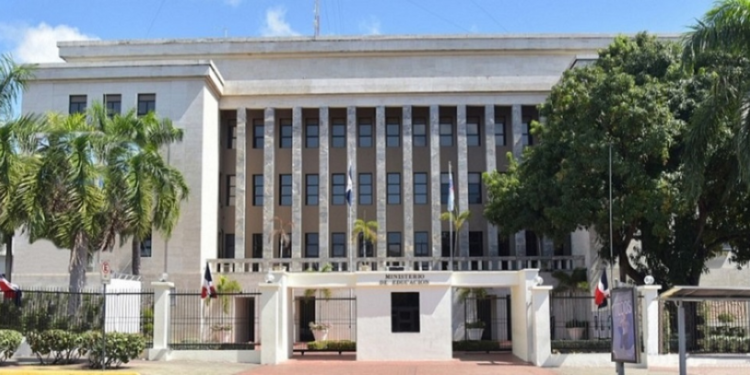 Año escolar 2022-2023 inicia hoy con el lema “Aprendamos Juntos”