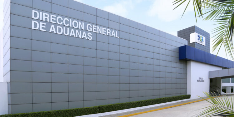 Dirección General de Aduanas permite a empresas shipping trasladar mercancías a la región Norte