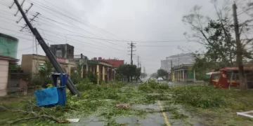Tras el paso del huracán Ian, toda la isla de Cuba está sin servicio eléctrico