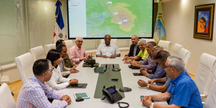 Ministro de Energía y Minas garantiza que en la próxima semana quedará restablecida la energía en la región Este