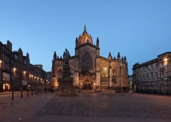 El cuerpo de la reina Isabel II será velado 24 horas en la catedral de Edimburgo