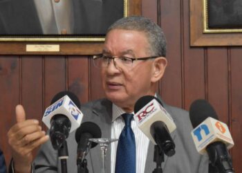 Instituto Duartiano: Es oportuna prohibición entrada al país al ex ministro y pandilleros haitianos