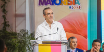 Presidente Abinader resalta potencial crecimiento económico SFM por diversidad de producción