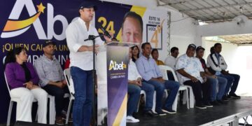Abel Martínez anima a simpatizantes a acudir con alegría a votar en proceso interno del PLD