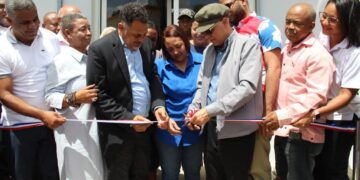 Alcalde Manuel Jiménez inaugura minialcaldía de El Almirante