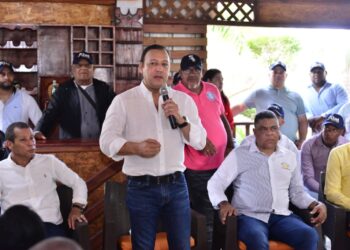 Abel Martínez: “No basta con recorrer el país para resolver los problemas de las comunidades”