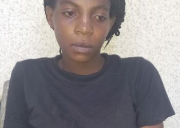 Fiscalía someterá haitiana detenida por abandonar recién nacido en matorrales en Villa Jaragua.