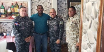 Director Regional Sur supervisa dotaciones policiales en Pedernales para garantizar eficiencia de labor policial