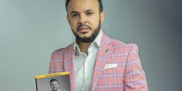 Coach Williams Medrano diserta en la conferencia internacional “Liderazgo  Latinoamericano”