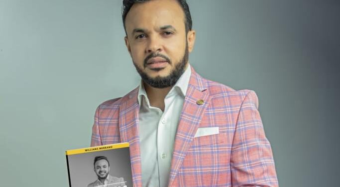 Coach Williams Medrano diserta en la conferencia internacional “Liderazgo  Latinoamericano”