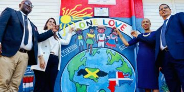 Ministra de Educación y Embajadora dominicana inauguran año escolar en Jamaica en el marco del "Programa de Adopción de la República Dominicana"