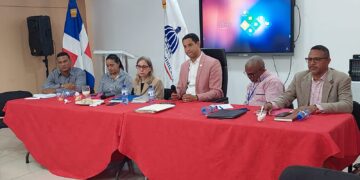 Ante inicio año escolar director Regional 15, directores distritales y Minerd se reúnen