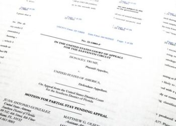 EE. UU. pide a la corte de apelaciones que levante la suspensión de la investigación Mar-a-Lago del juez