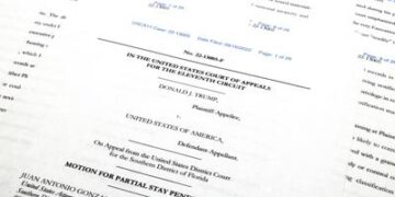 EE. UU. pide a la corte de apelaciones que levante la suspensión de la investigación Mar-a-Lago del juez