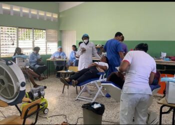 Diputado Julito Fulcar junto a EGEHID realizan Operativo Médico en Nizao de Peravia