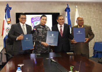 PN firma acuerdos médicos para beneficio de los pensionados 