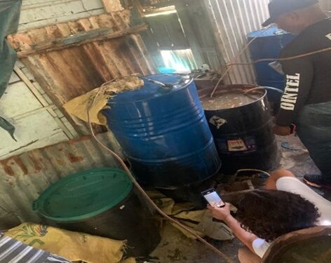 Policía y Ministerio Público desmantelan laboratorio clandestino de preparar "clerén"