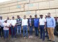 Fedomu entrega RD$27 millones en zinc y madera a Higüey y El Seybo