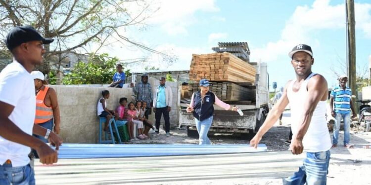 La DIDA se une a trabajos de reconstrucción por efectos de Fiona