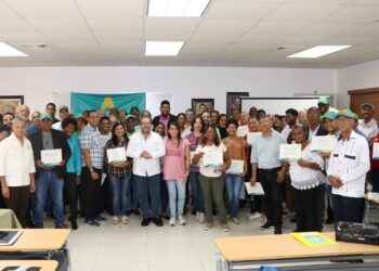 Alianza País inicia plan intensivo de capacitación a dirigentes en comunicación y estrategia