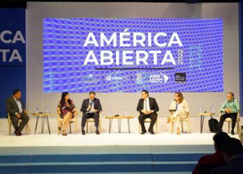 Realizan panel sobre la importancia de Mapainversiones para fomentar la transparencia en países Latinoamericanos