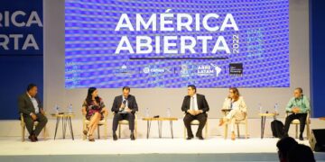Realizan panel sobre la importancia de Mapainversiones para fomentar la transparencia en países Latinoamericanos