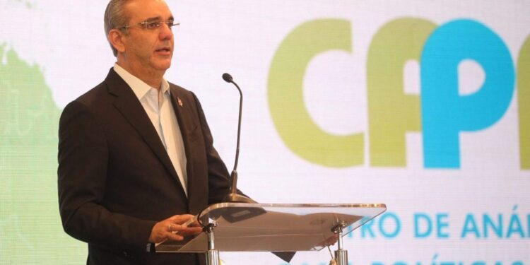 Presidente Abinader e Ito Bisonó inaugurarán encuentro regional con presencia expresidentes Uribe y Lacalle