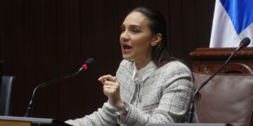 Diputada D’Oleo "Salud de haitianos en RD le cuesta más de 4 mil millones al país"