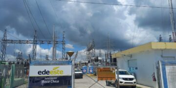 Edeeste energiza circuito uno de Boca Chica mientras avanza los trabajos para solucionar avería totalmente