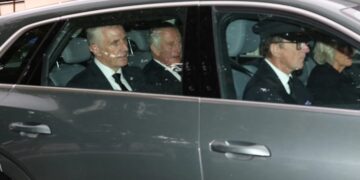 Carlos III partió desde Balmoral hacia Londres para dar su primer discurso como rey