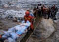 Crece a 66 la cifra de muertos por el terremoto en China
