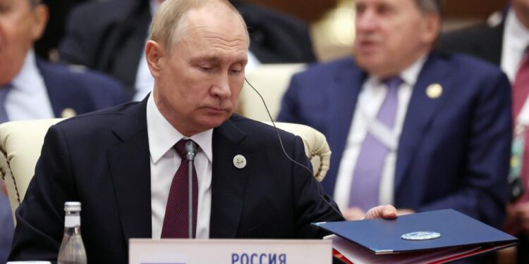 Putin afirma que quiere terminar "cuanto antes" la guerra en Ucrania