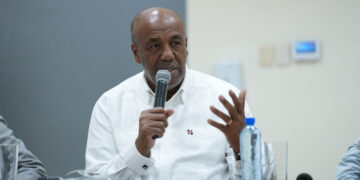 Gobierno busca dotar todas las calles del país de alumbrado eléctrico