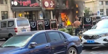Al menos 17 muertos en China en el incendio de un restaurante