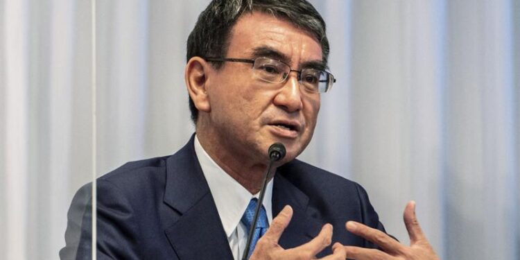 El ministro digital pretende sacar a Japón del estancamiento analógico