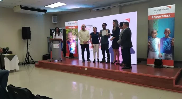 World Vision entrega premios del ´´2do Concurso Audiovisual