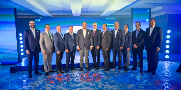 Banreservas inaugura Expomóvil 2022 con tasas desde 8%