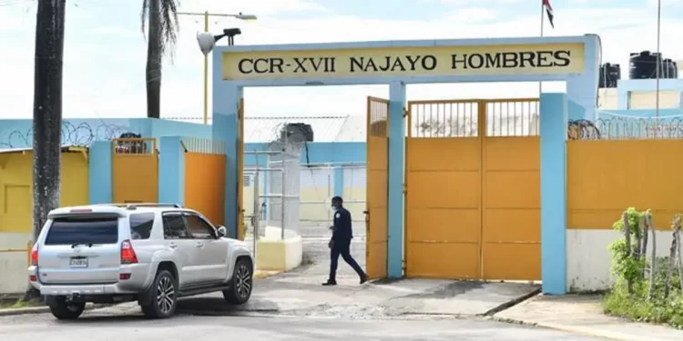 Autoridades investigan riña en la que resultaron heridos siete privados de libertad de Najayo Hombres