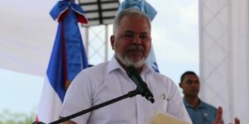 Presidente Abinader inicia construcción de carretera en María Trinidad Sánchez