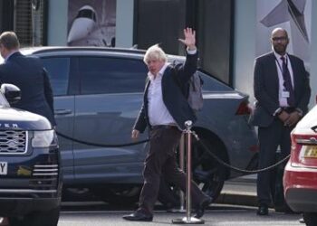 Boris Johnson sale de la contienda para ser primer ministro