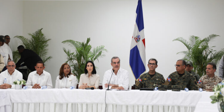 Presidente Abinader anuncia la mayor compra de equipamiento militar de la historia